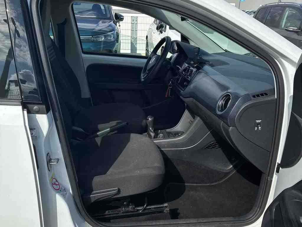 Volkswagen up! - Bild 8