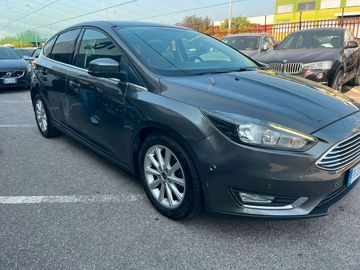 Ford Focus - 3