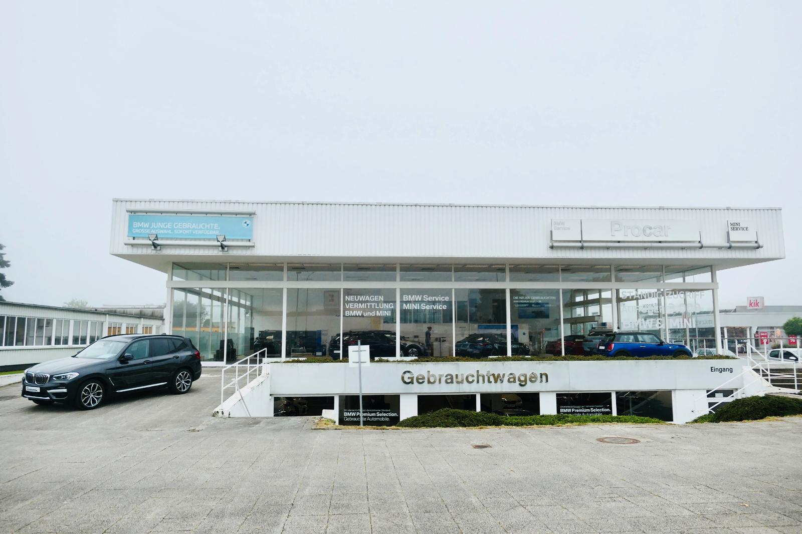showroom-image-main