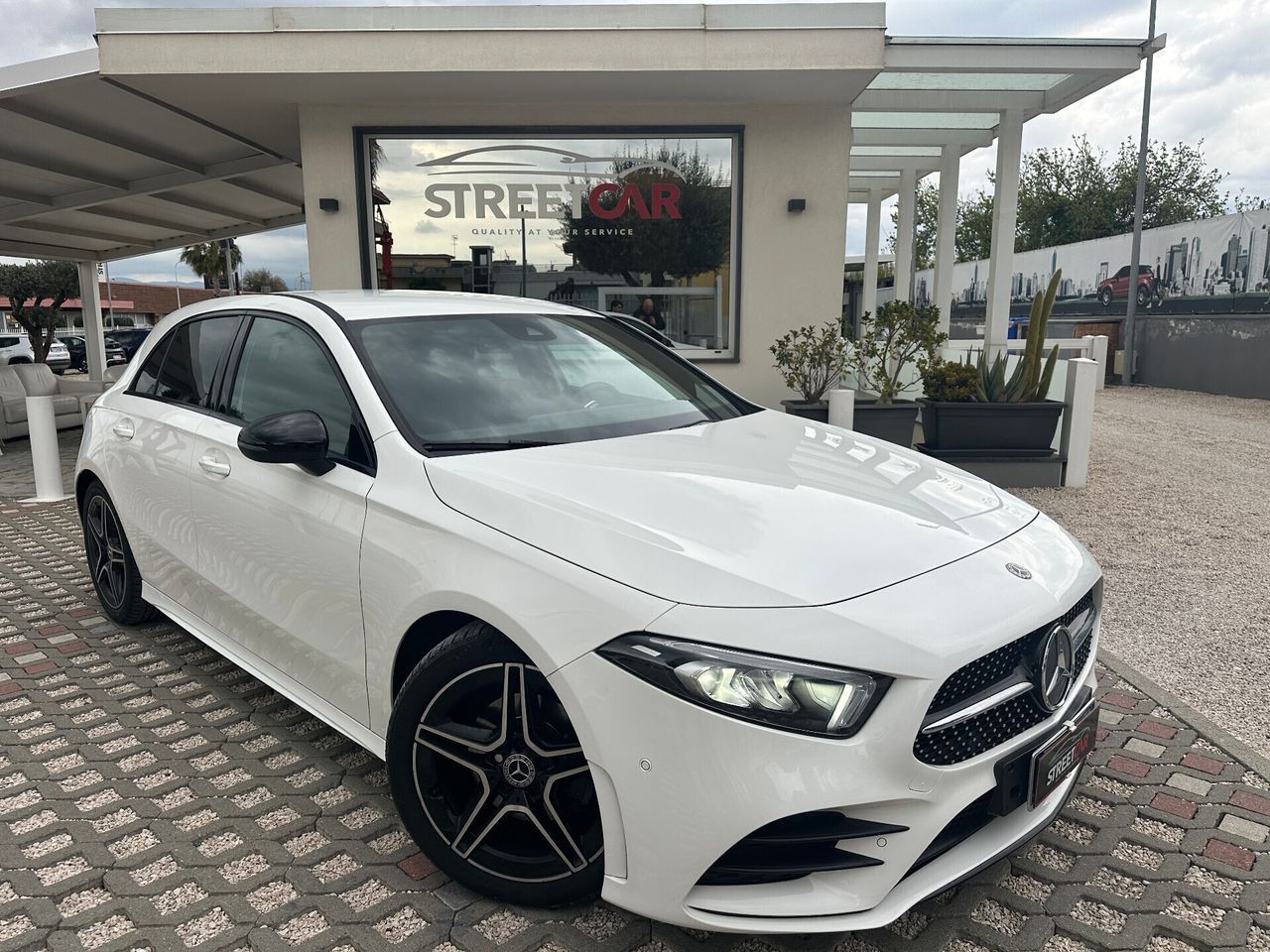 Mercedes-Benz Mercedes-benz A 180 D Automatic Premium
