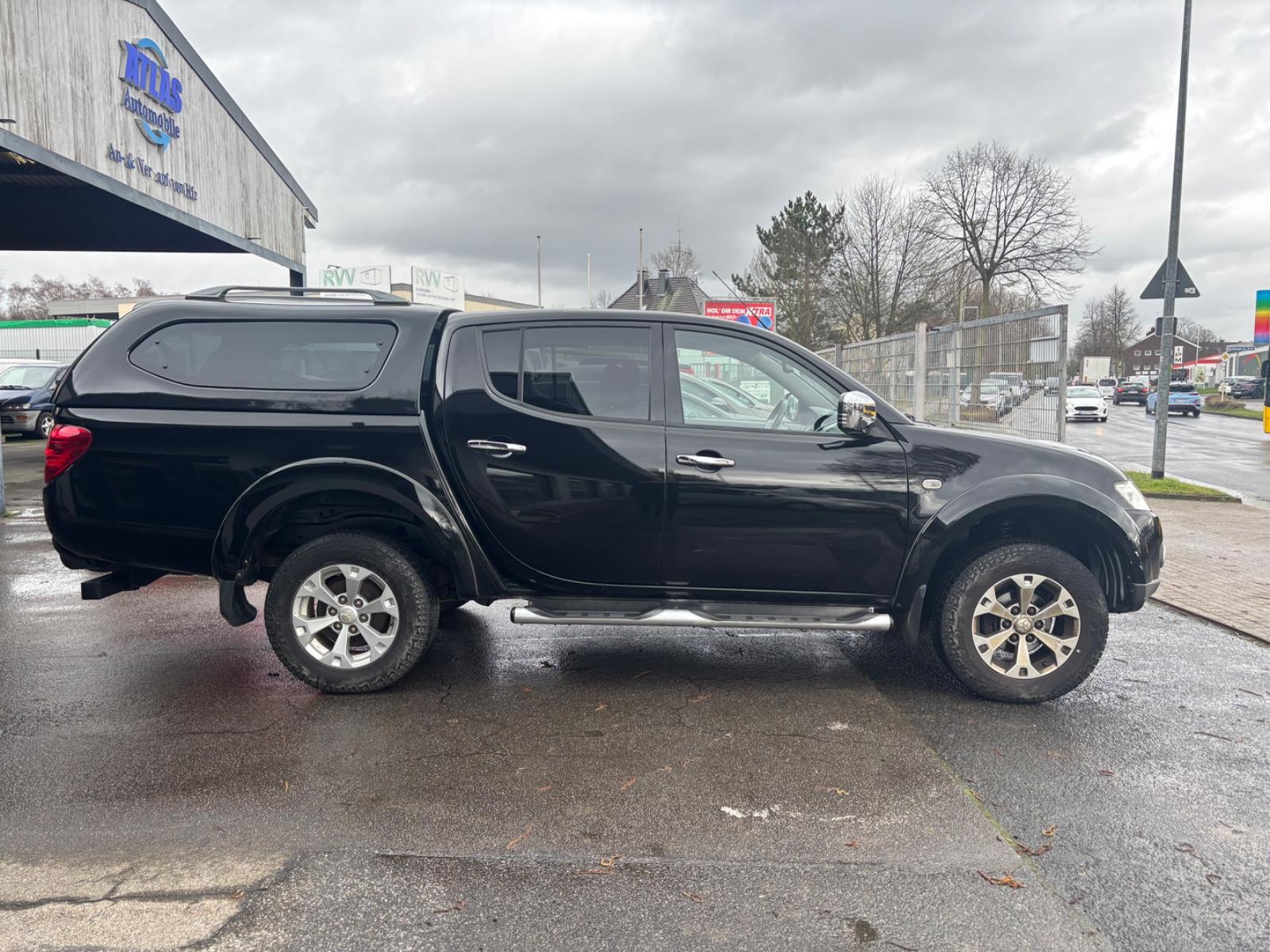 Mitsubishi L200 .Doppelkabine 4WD/Automatik.84500Km/Tüv