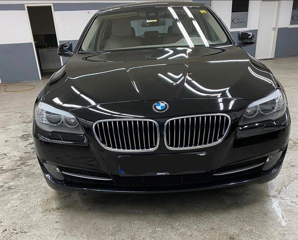 BMW 525d xDrive Touring -