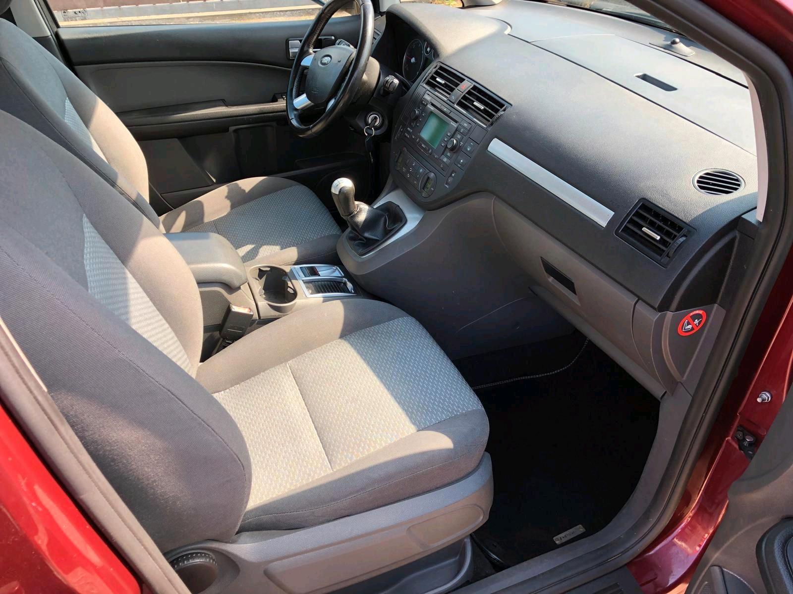 Ford Focus 2006 — photo 15