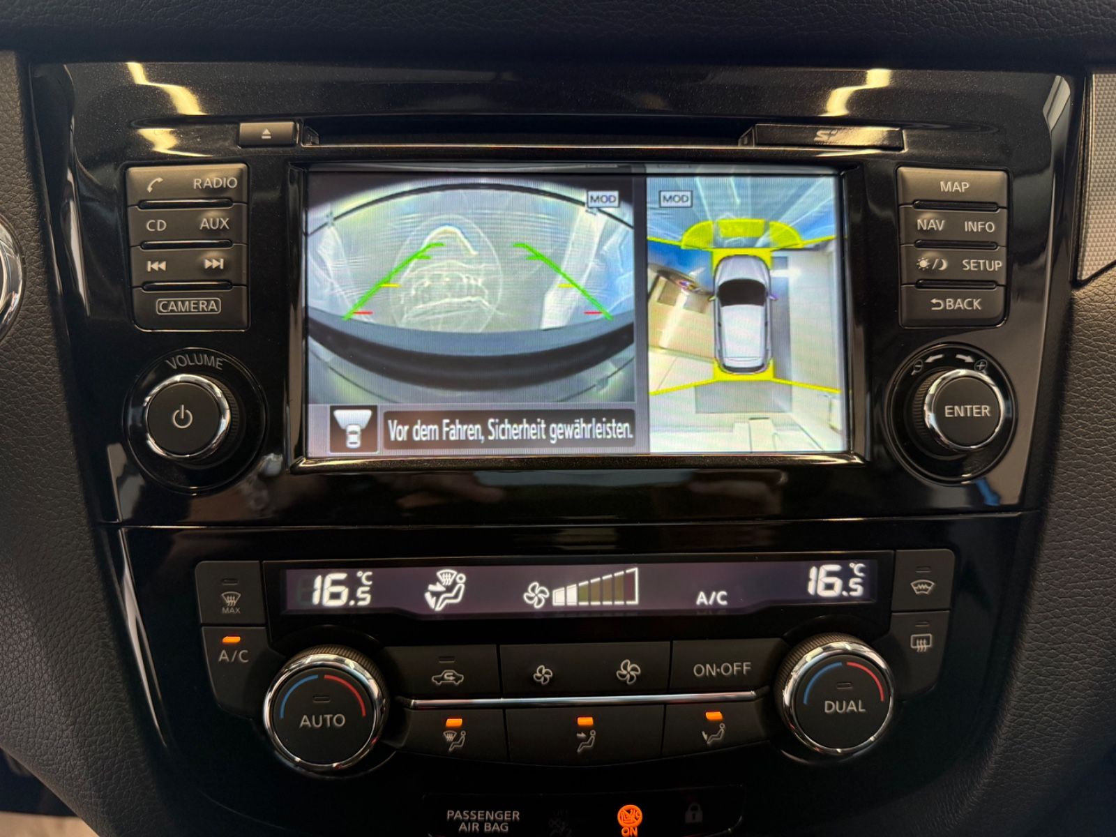 Fahrzeugabbildung Nissan Qashqai N-Connecta, 360° Kamera, Navi, Winterpa.