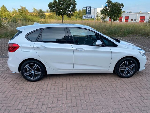 BMW 216 Active Tourer Tempomat Sitzheizung Leder