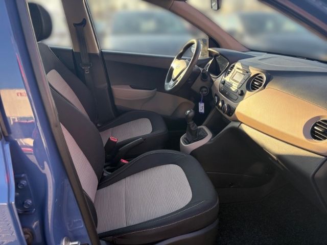 Fahrzeugabbildung Hyundai i10 Classic Klima teilb.Rücksb AUX MP3 CD RDC Ra