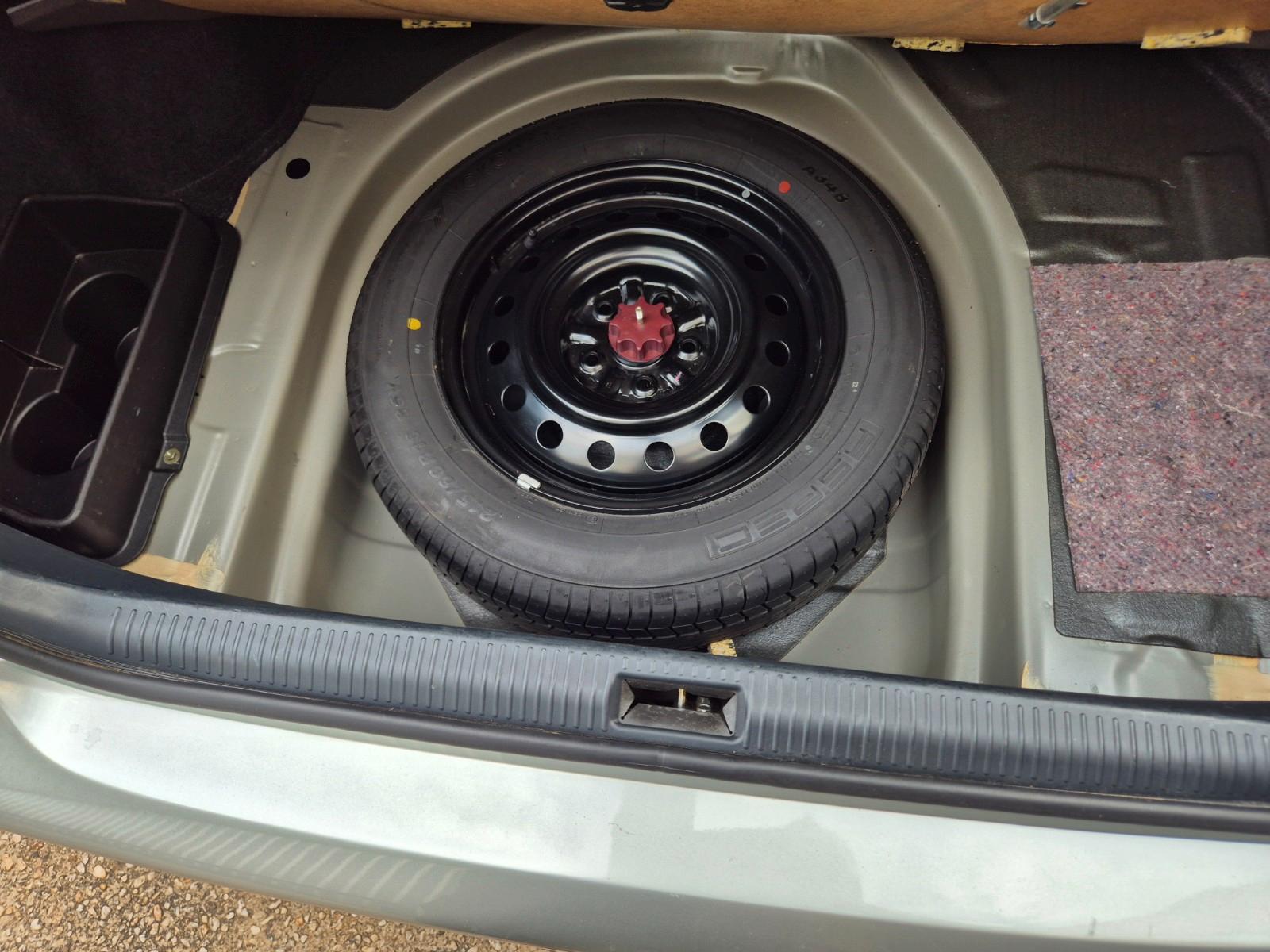 Toyota Camry 2.4 Auto