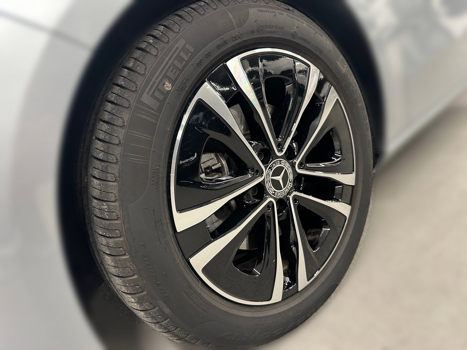 Fahrzeugabbildung Mercedes-Benz B 180 Progressive *LED*Kamera*CarPlay*Easy-Pack*