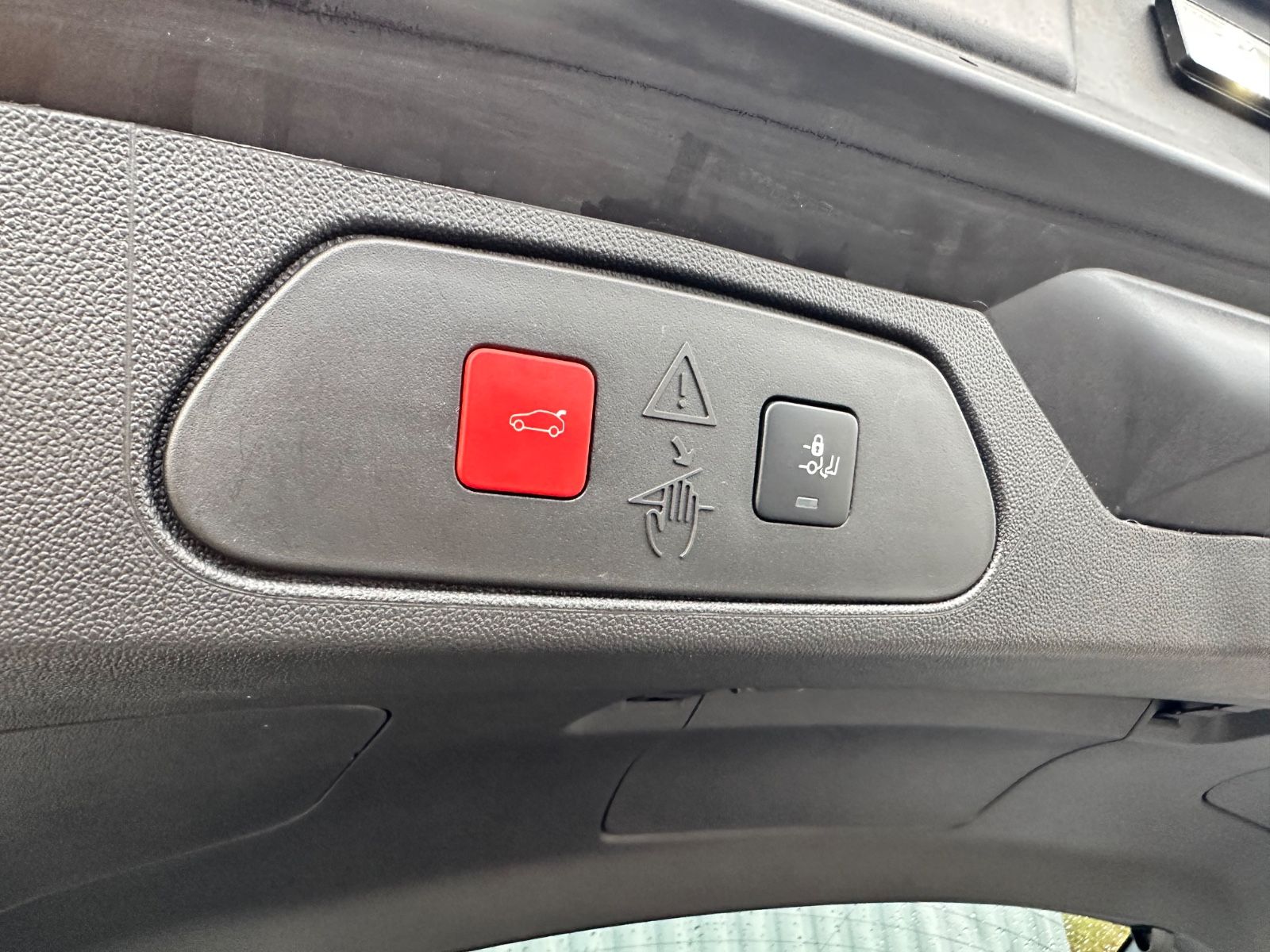 Fahrzeugabbildung Opel Grandland Elegance Plug-in-Hybrid*RFK*Leder