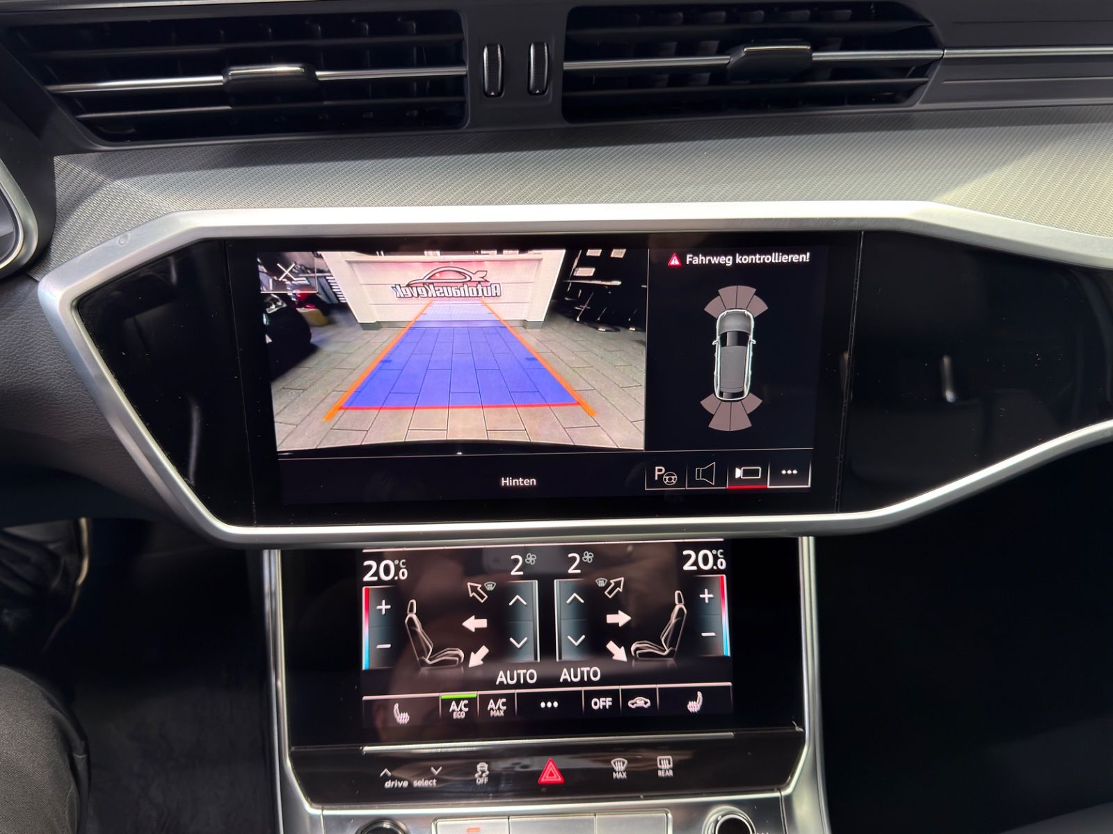 Fahrzeugabbildung Audi A6 Avant 45 TFSI sport|S-TRONIC|LEDER|NAVI|