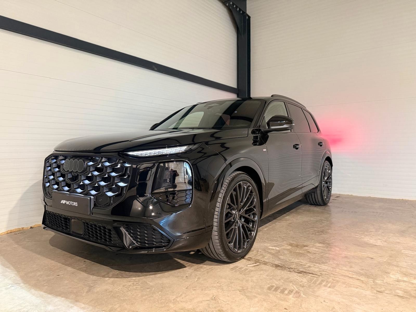 Audi Q7 220 kW TDI 7-SEAT/TECHPRO/23"/PANO/HUD/S-SEAT