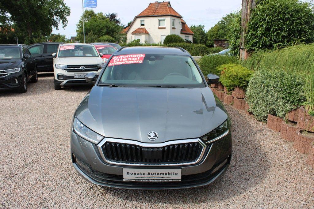 Skoda Octavia Combi 2.0 TDI DSG Clever *AHK,APP,SHZ*