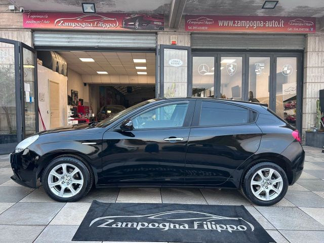 Alfa Romeo Giulietta 1.6 JTDm 105CV Distinctive 