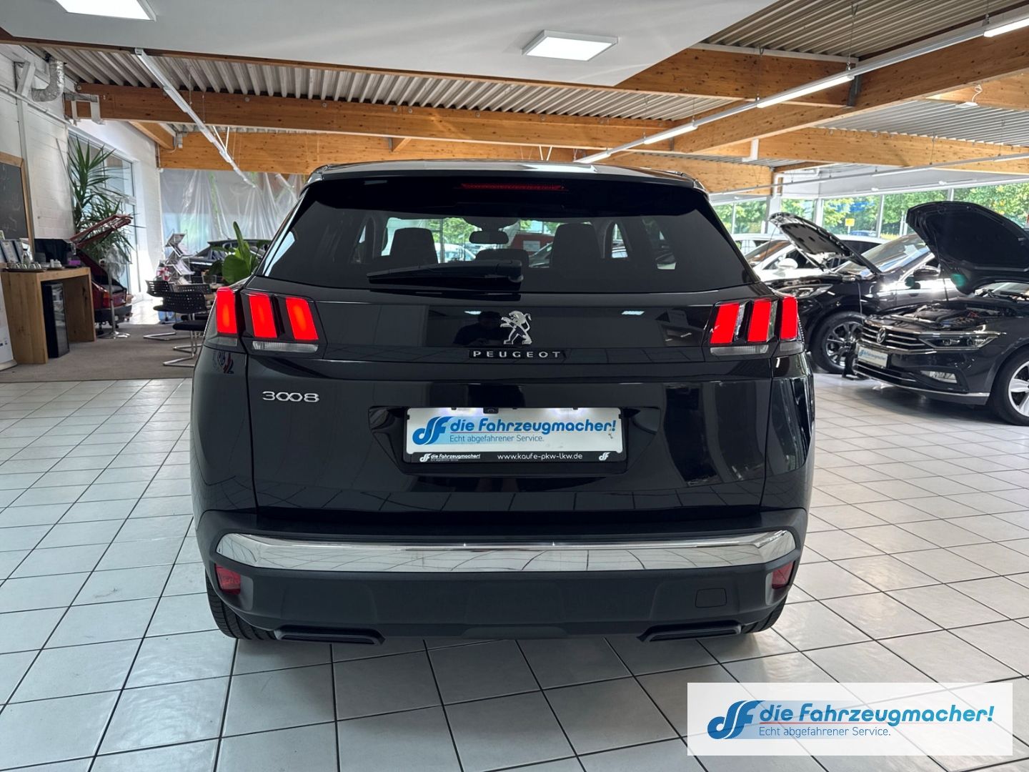 Fahrzeugabbildung Peugeot 3008 Allure Pack Navi Digitales Cockpit LED El.