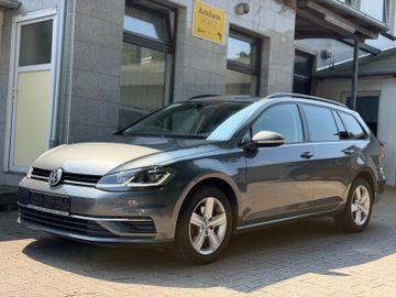 Volkswagen Golf - 5