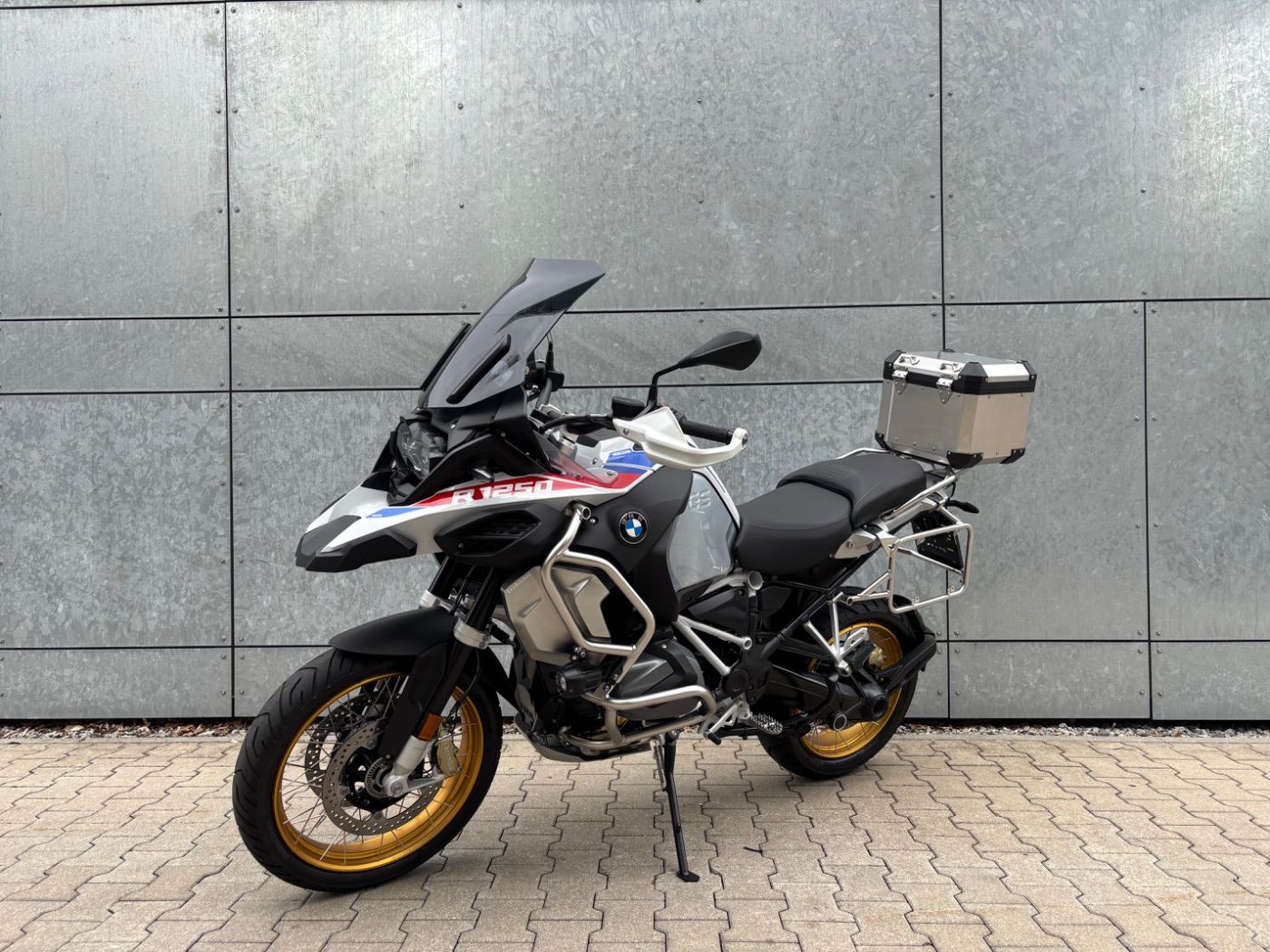 Fahrzeugabbildung BMW R 1250 GS Adventure Rallye 5 Pakete DWA, Oil Inl
