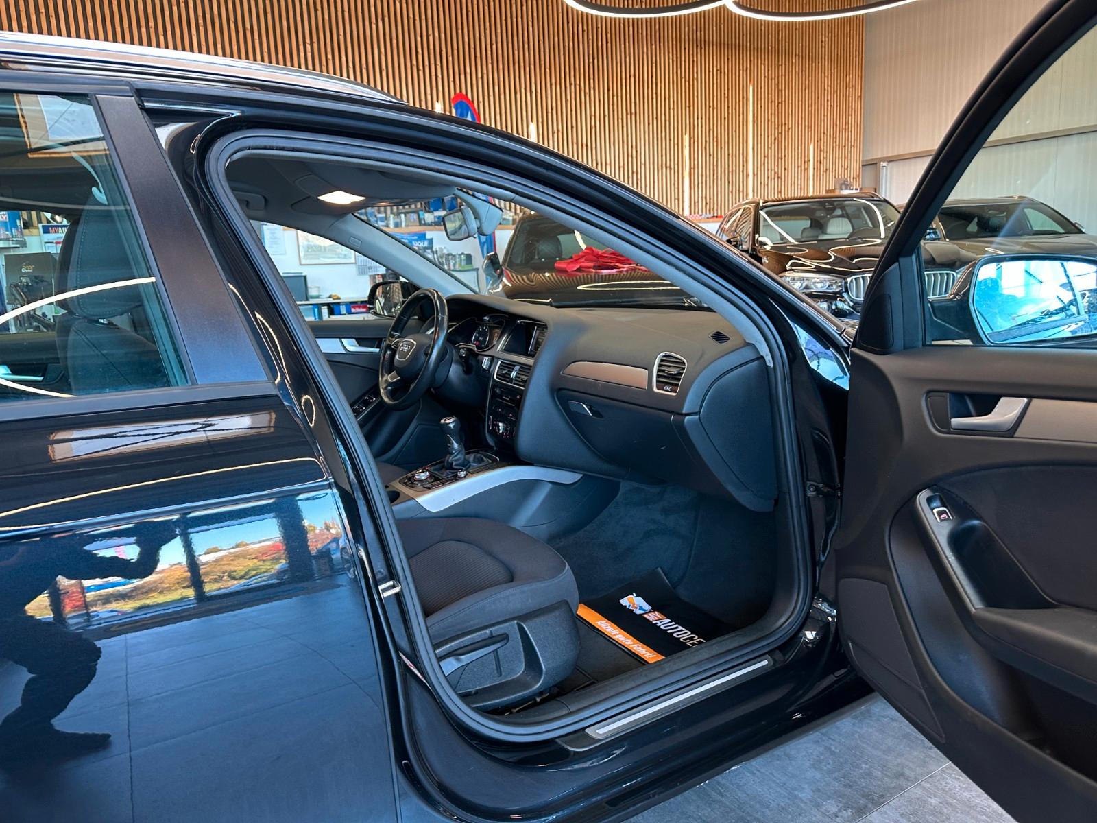 Audi A4 2013 — photo 38