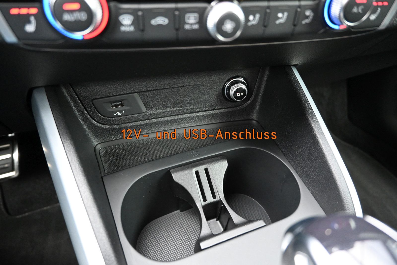 Fahrzeugabbildung Audi Q2 35 TFSI S tronic S line °ACC°AHK°KAMERA°NAVI+