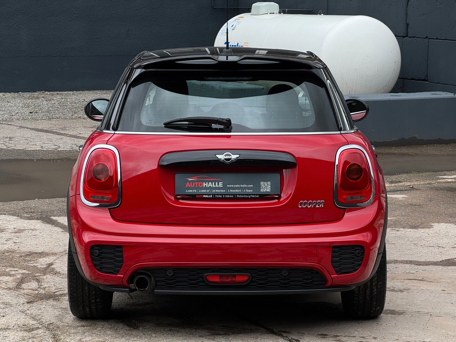 Fahrzeugabbildung MINI Cooper Temp. Komfortzugang JCW H&K PDC SHZ BLT