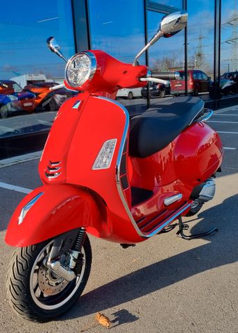 Vespa GTS Super 310