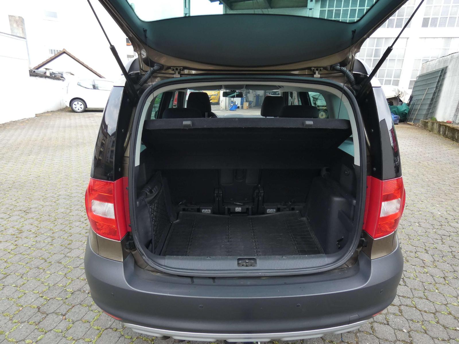 Skoda Yeti 1.4 TSI 122 ch – Elegance Plus – 1re main – Toit panoramique – Xénon – Park Assist – 140 500 km