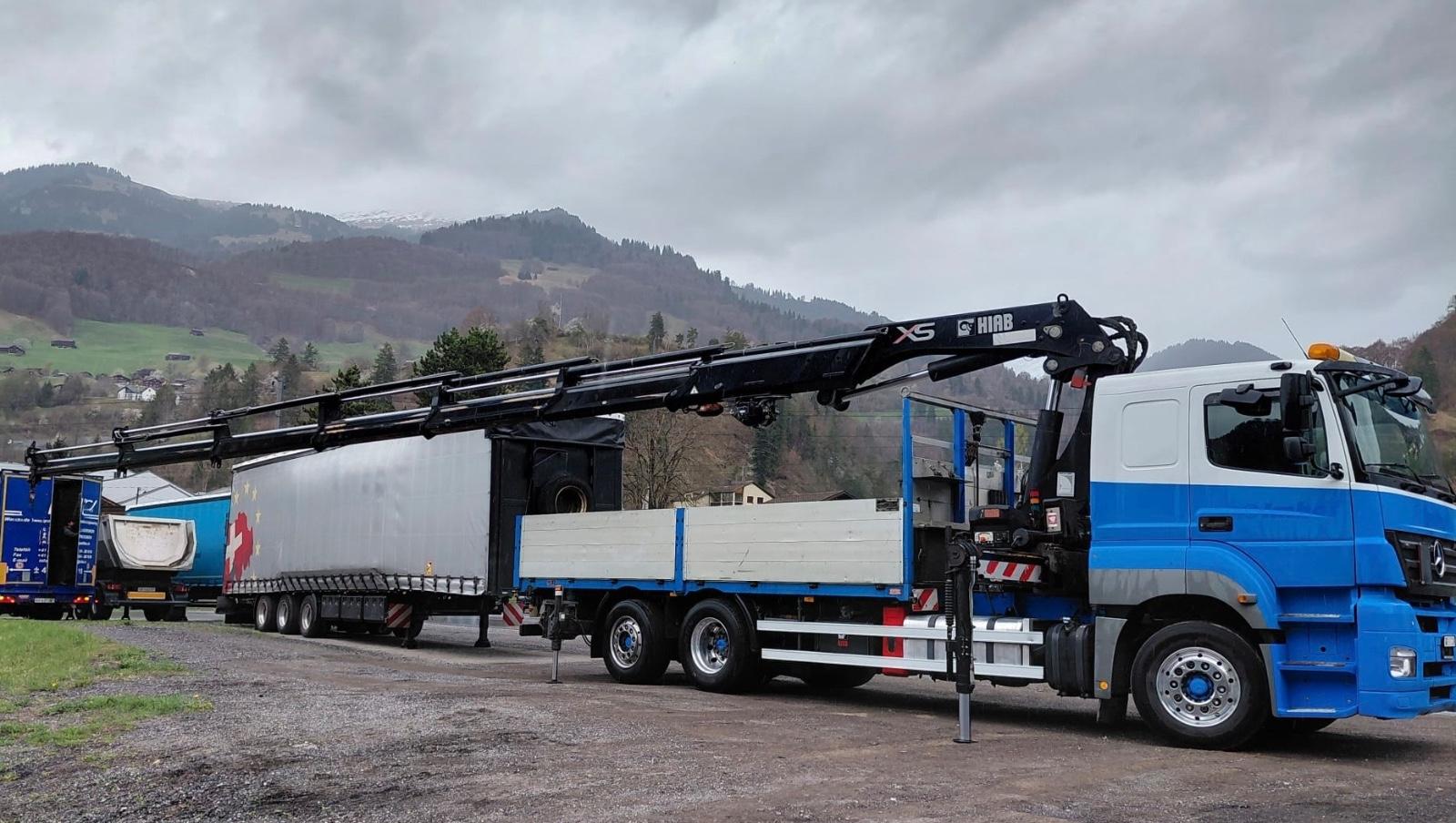 Mercedes-Benz Axor 2543 6x2, E5, Hiab 322E-6 Hipro, 16m, winch