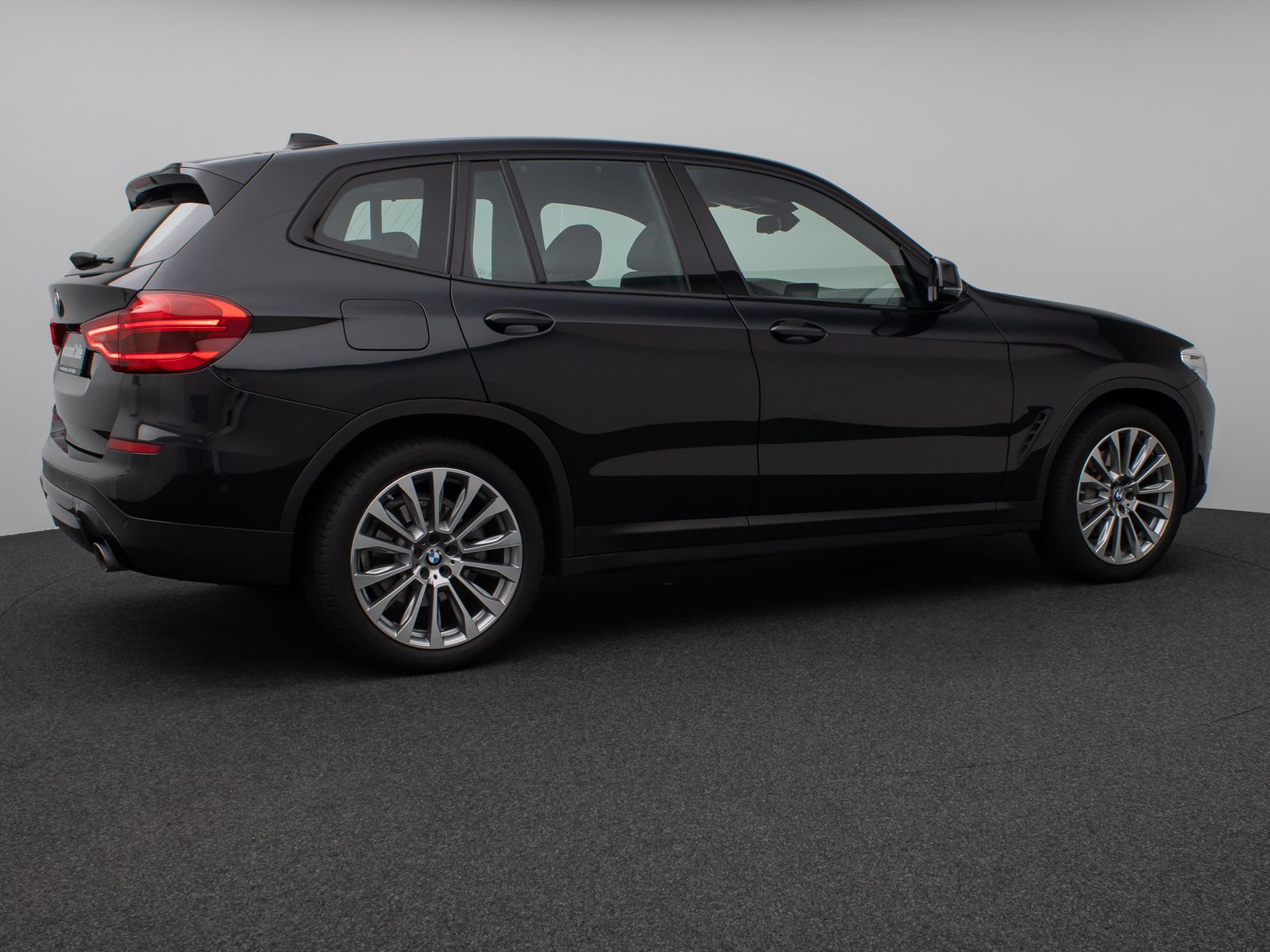 Fahrzeugabbildung BMW X3 xD30i Panorama Kamera DAB HiFi Komfort 20Zoll
