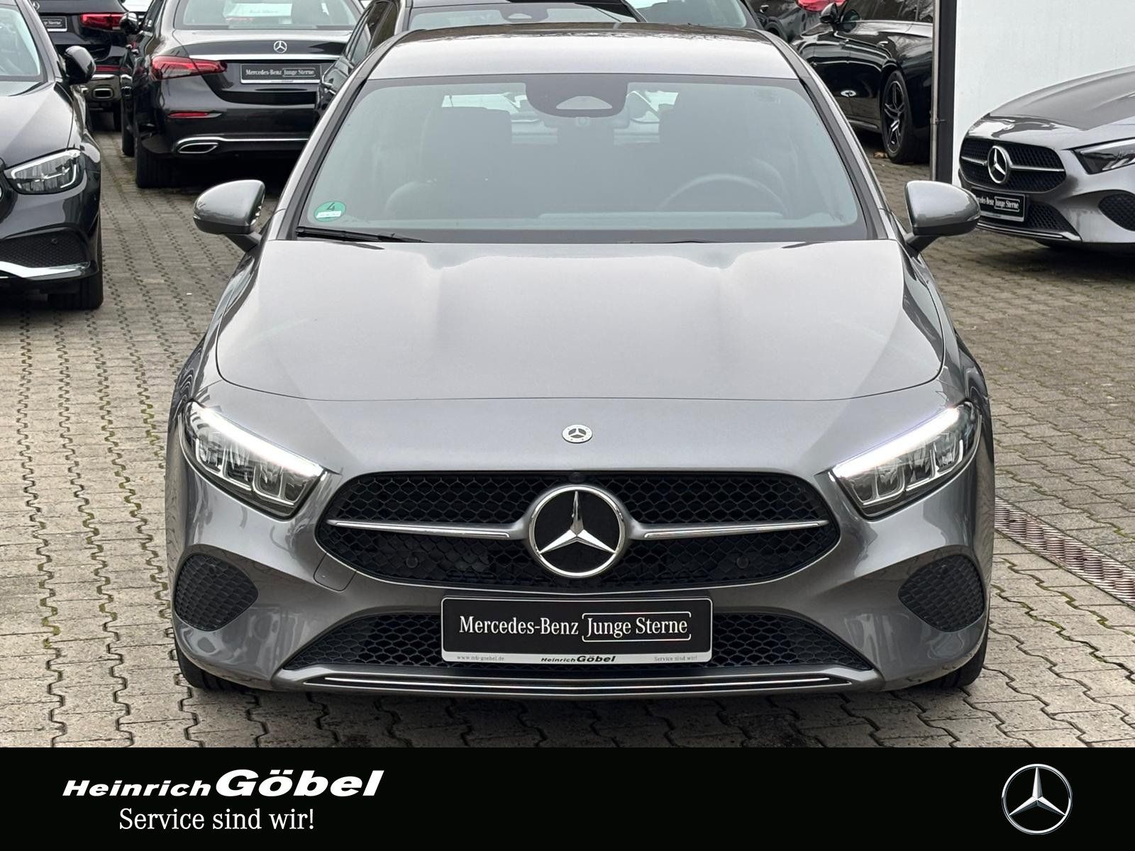 Fahrzeugabbildung Mercedes-Benz A 180 d PRO-ADV. LED VZA WP KAMERA SITZHEIZ