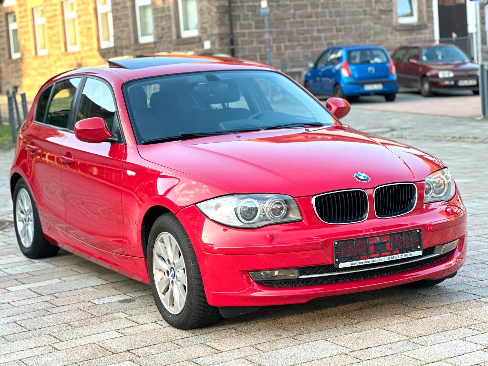 BMW 116 1 Limousine 116 i XENON  NAVI  TÜV Juli 2028