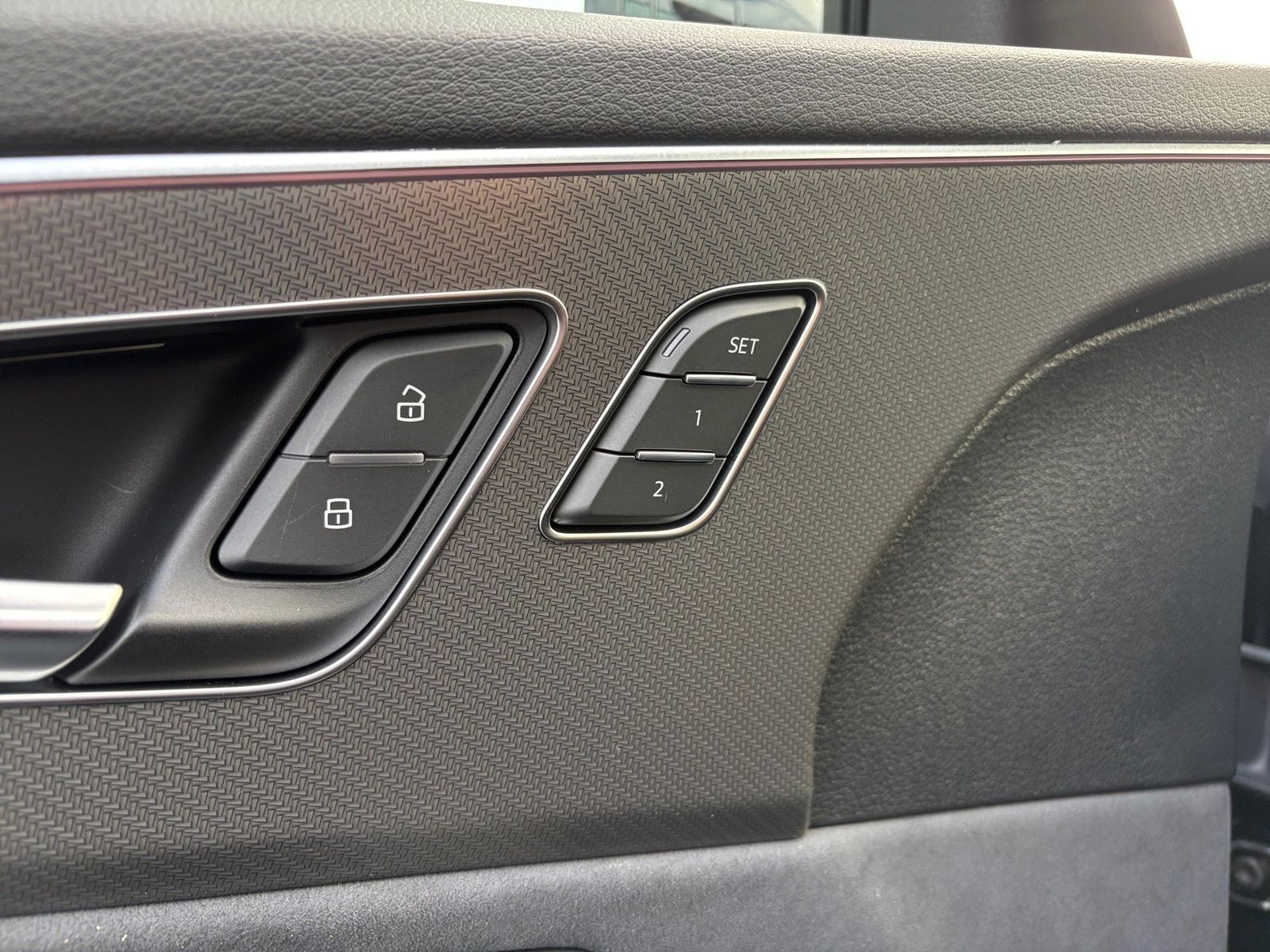 Audi RSQ8 - Bild 15