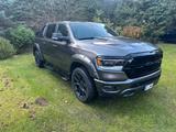 Dodge RAM 1500 Crew Cab Laramie Sport Black 2022r. LPG - Dodge RAM: 1500 Cab Laramie Crew