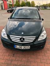 Mercedes-Benz B 150 - - Mercedes-Benz B 150 in Berlin
