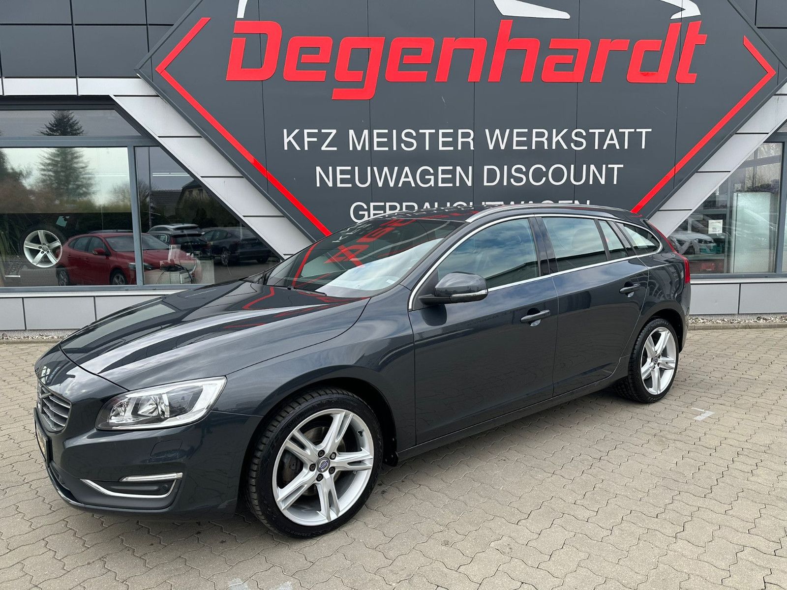VOLVO V60
