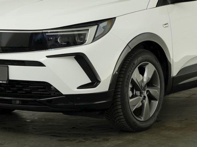 Grandland GS AT+LED+NAVI+360 GRAD KAMERA+SITZ-/L