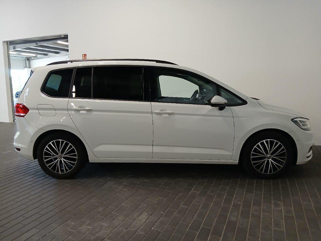 Volkswagen Touran Comfortline 1.5 DSG AHK Standh. Dynaudio