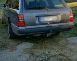 Mercedes-Benz Youngtimer Mercedes W 124 T / 220 E - Mercedes-Benz 220 in Bremen