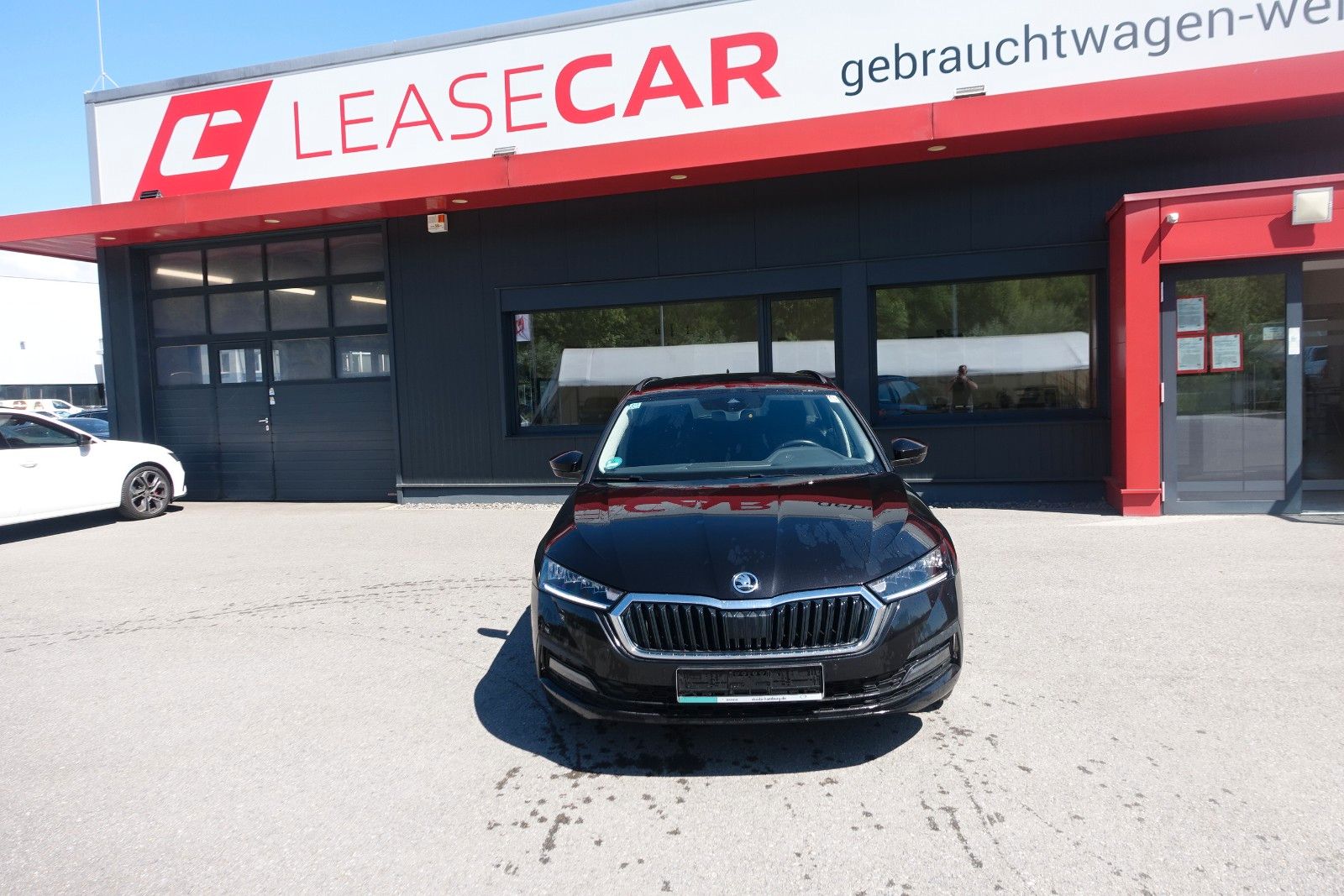 Skoda Octavia Combi Ambition EXP € 13250.-- imagem 2