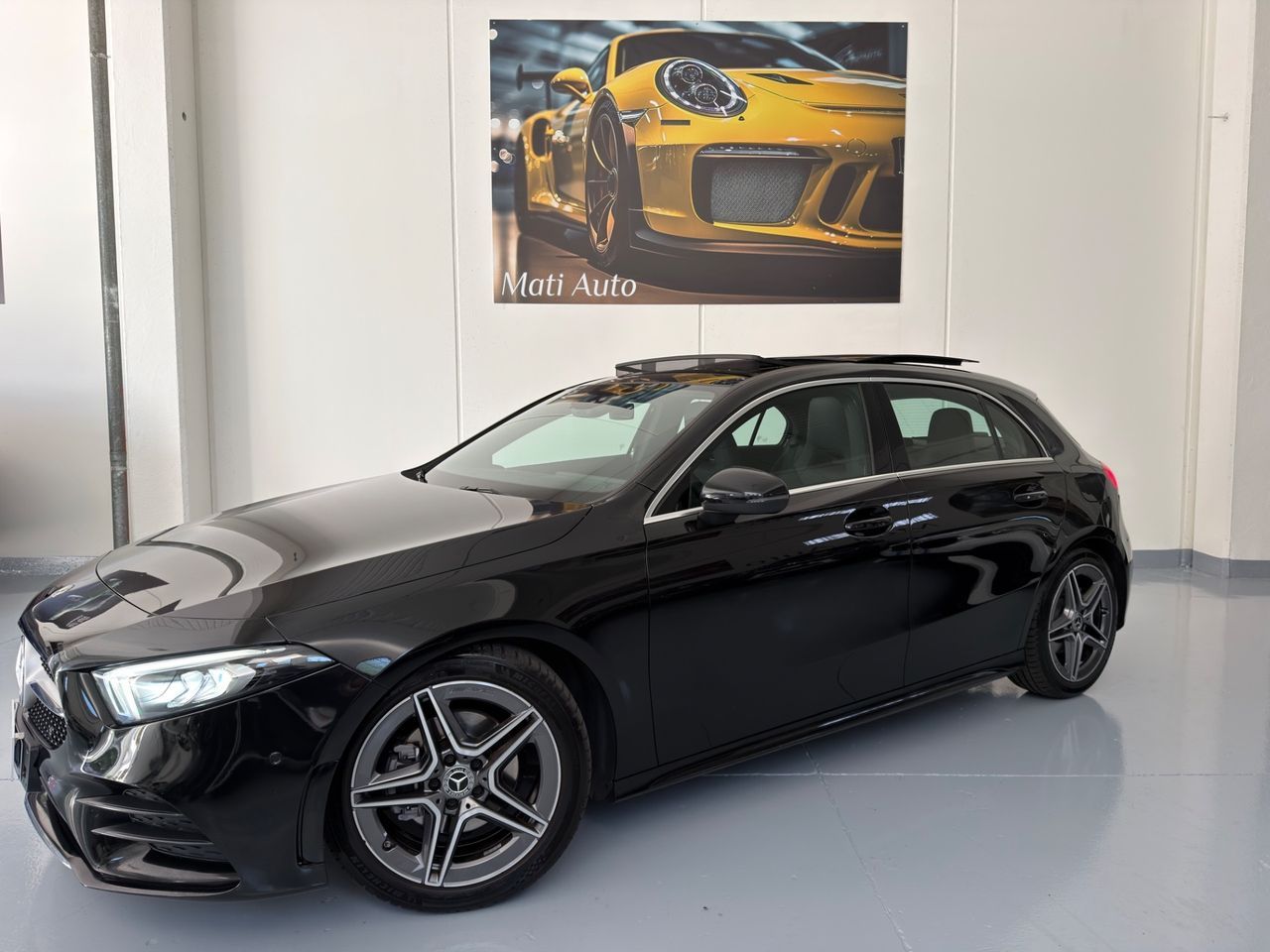 Mercedes-Benz Mercedes-benz A 200 Automatic Premium AMG 163cv imagem 2