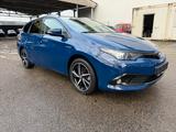 Toyota Auris Touring Sports Hybrid Team D - Toyota Behindertengerecht