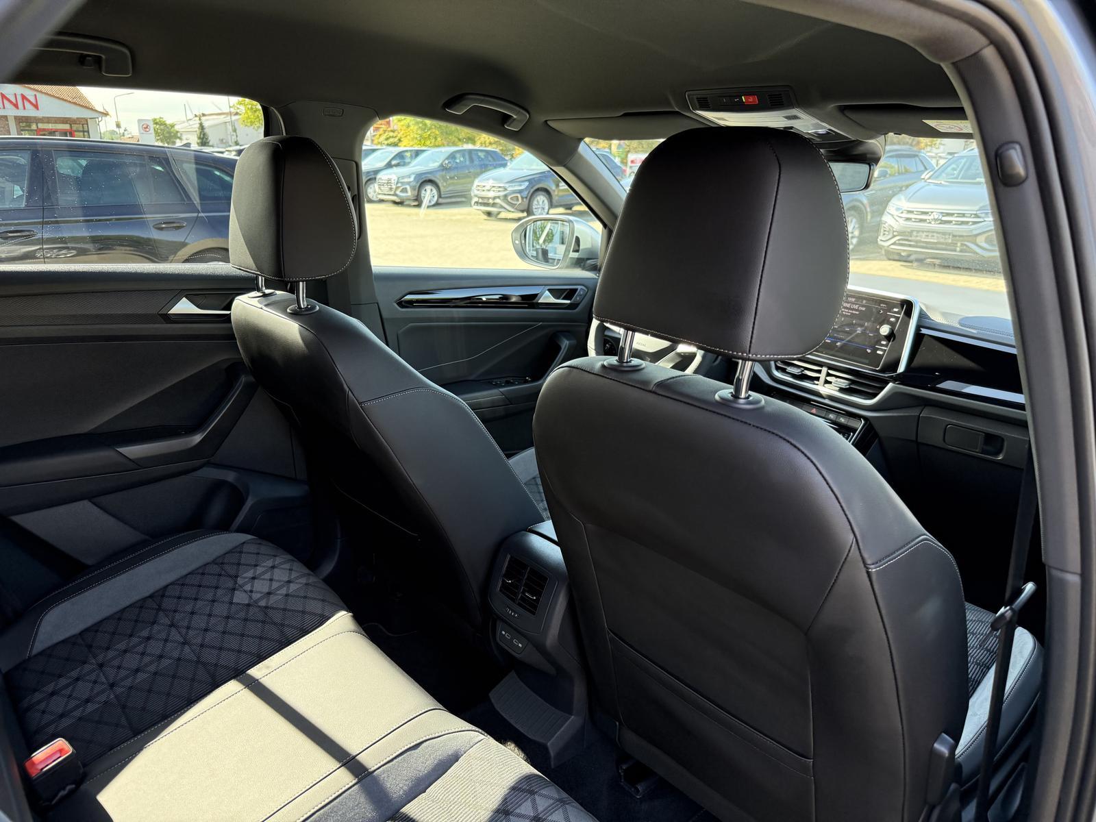 Volkswagen T-Roc R-Line,18-Zoll,IQ-Drive,R.Kam,Kessy,Side., миниатюра 24