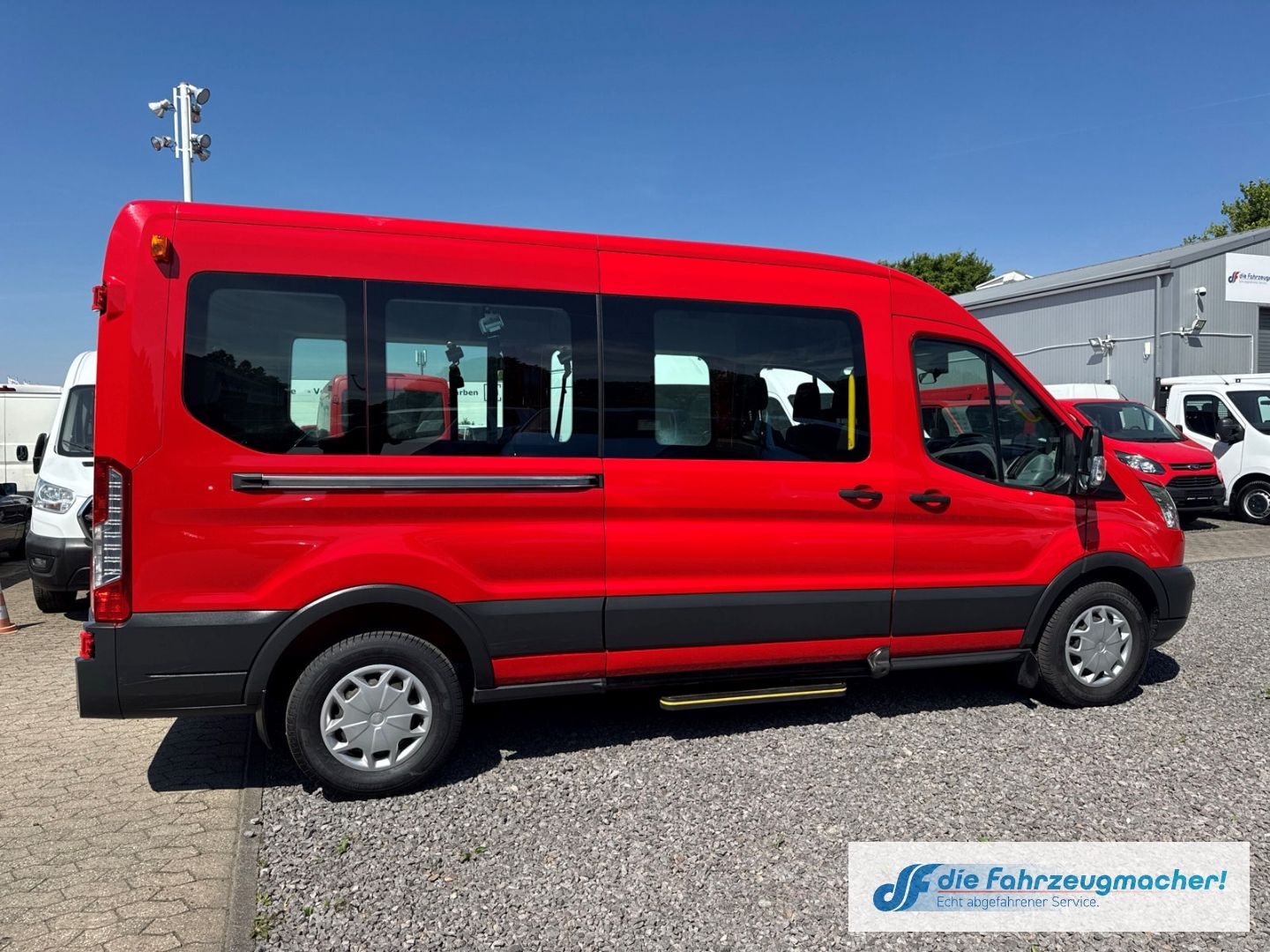 Fahrzeugabbildung Ford Transit Kombi 350 L3 Trend 2.0 TDCi DPF *4064 EX
