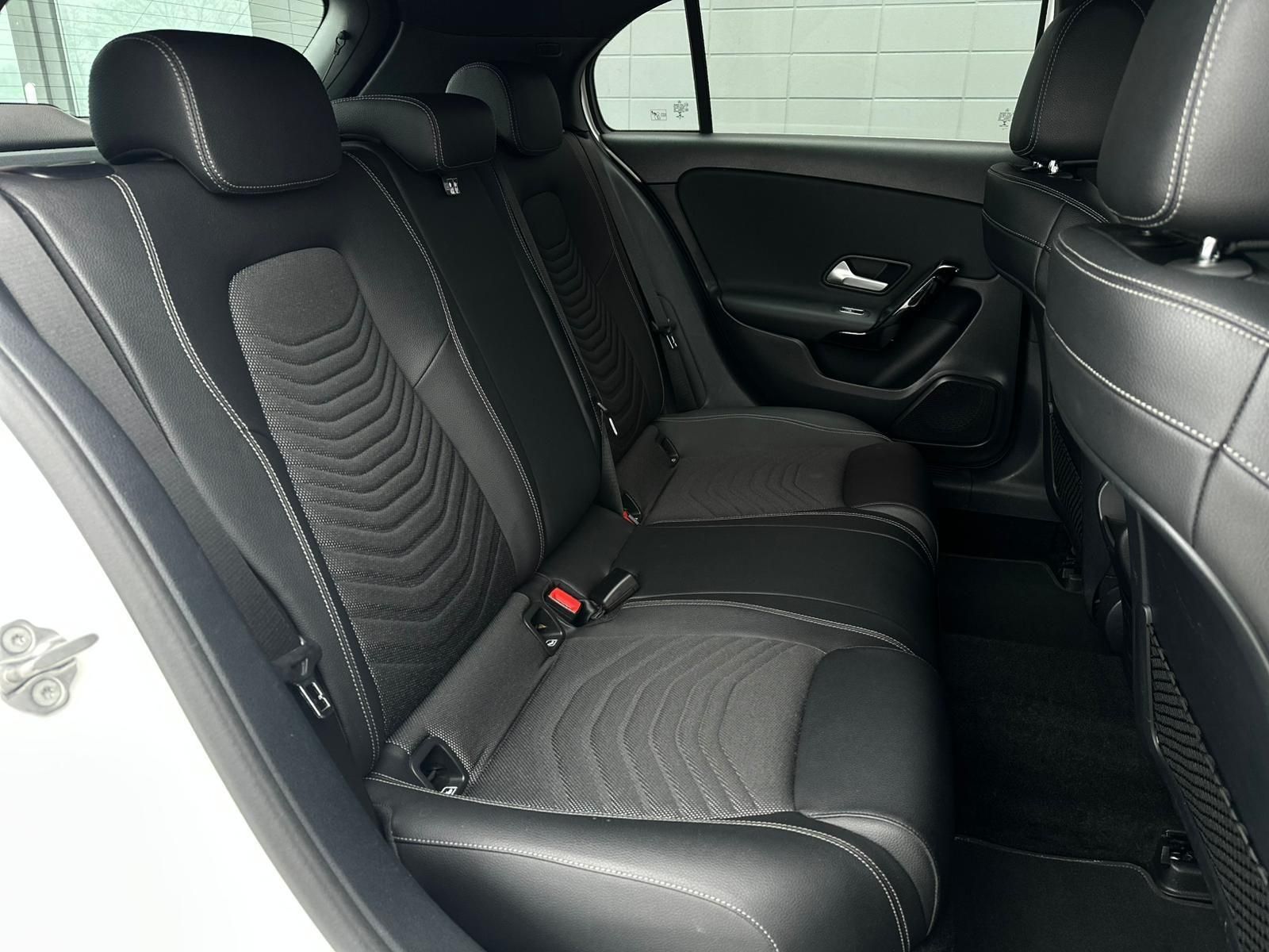 MERCEDES-BENZ A180d* LED#SHZ#NAVI#TEMPO#KLIMAAUTO#PDC#SPUR# - Image 17