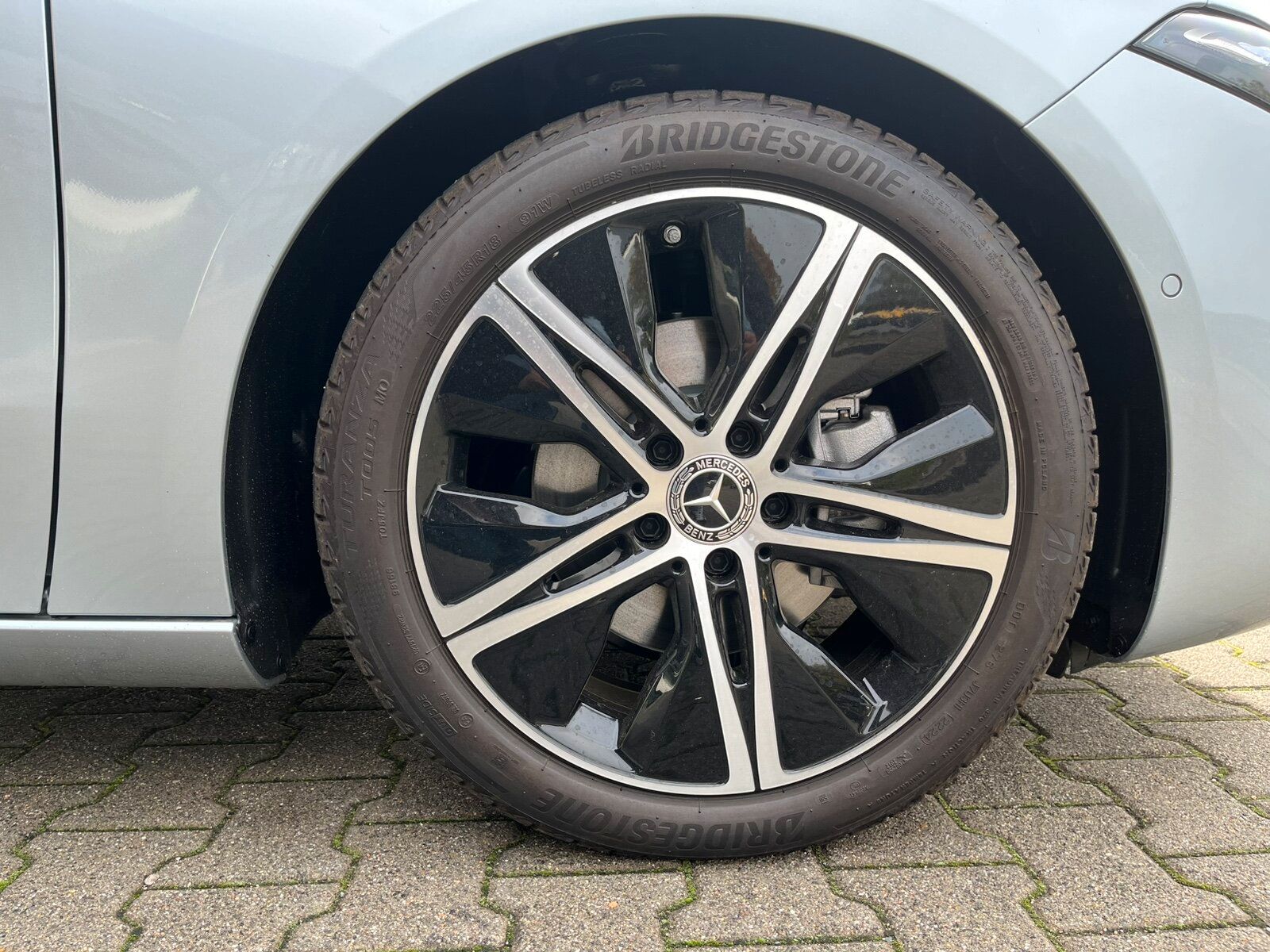 Mercedes-Benz A 200 d Progressive Night AHK Pano Distro KeyGo foto 5