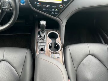 Bild 15 Toyota Andere Camry Hybrid 2.5 Executive - LED | SHZ | RFK