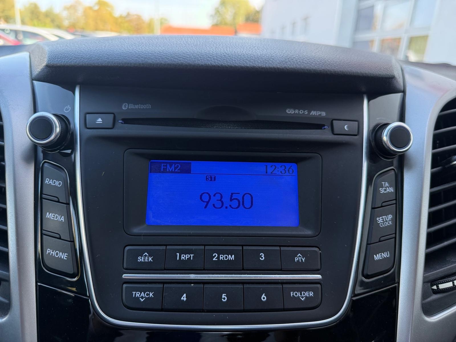 Hyundai i30 1.4 Classic PDC Bluetooth Klima USB AUX