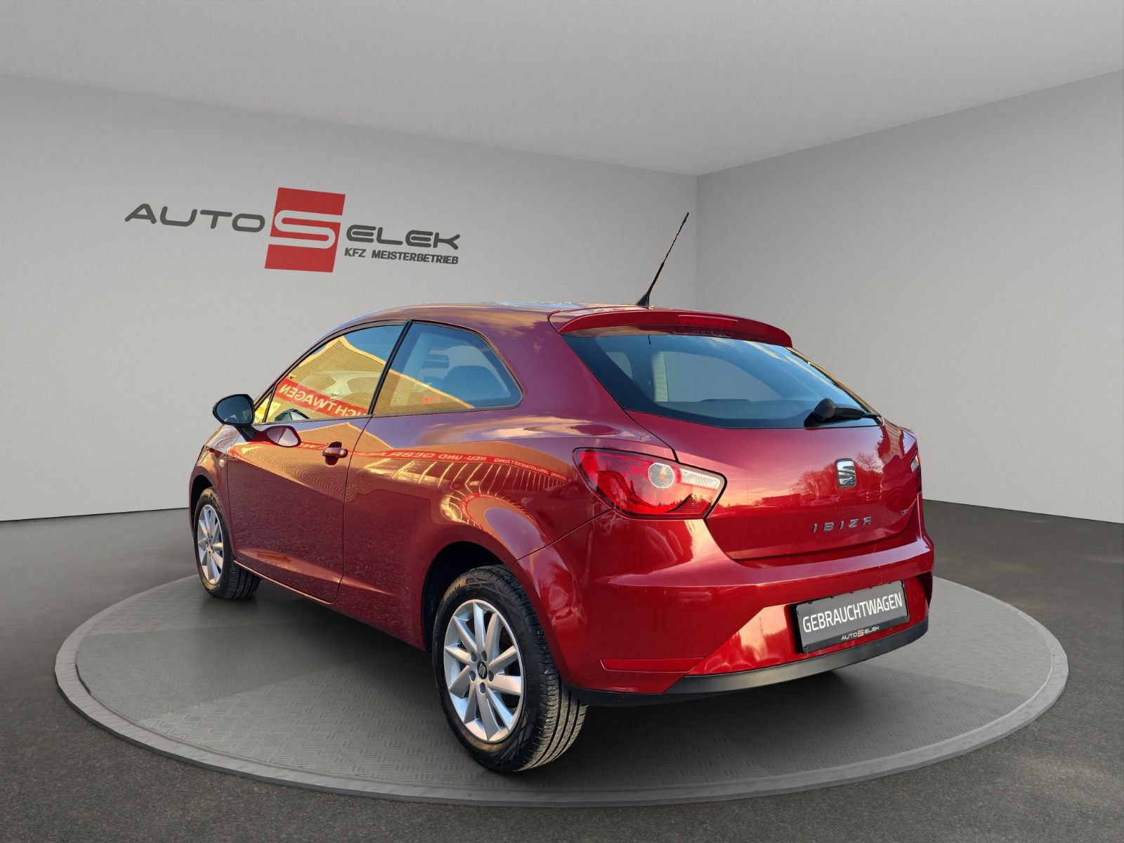 Fahrzeugabbildung SEAT Ibiza SC FR AUTOMATIK NAVI SHZ KLIMA