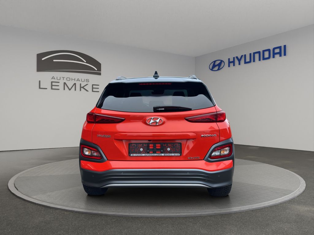 Hyundai KONA ELEKTRO STYLE + NAVIGATION - SOH 91,8%