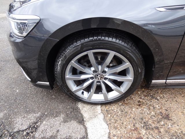 Fahrzeugabbildung Volkswagen Passat Variant/R-Line/Virtual/Pano/Navi/LED/AHK/