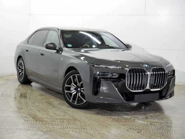 BMW 750e xDr M Sport TV SkyLounge Chauffeur Kristall