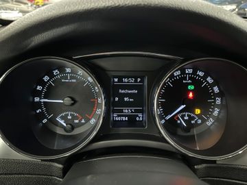 Skoda Superb Combi Exclusive *Xenon*PDC*Klima*DAB*Navi